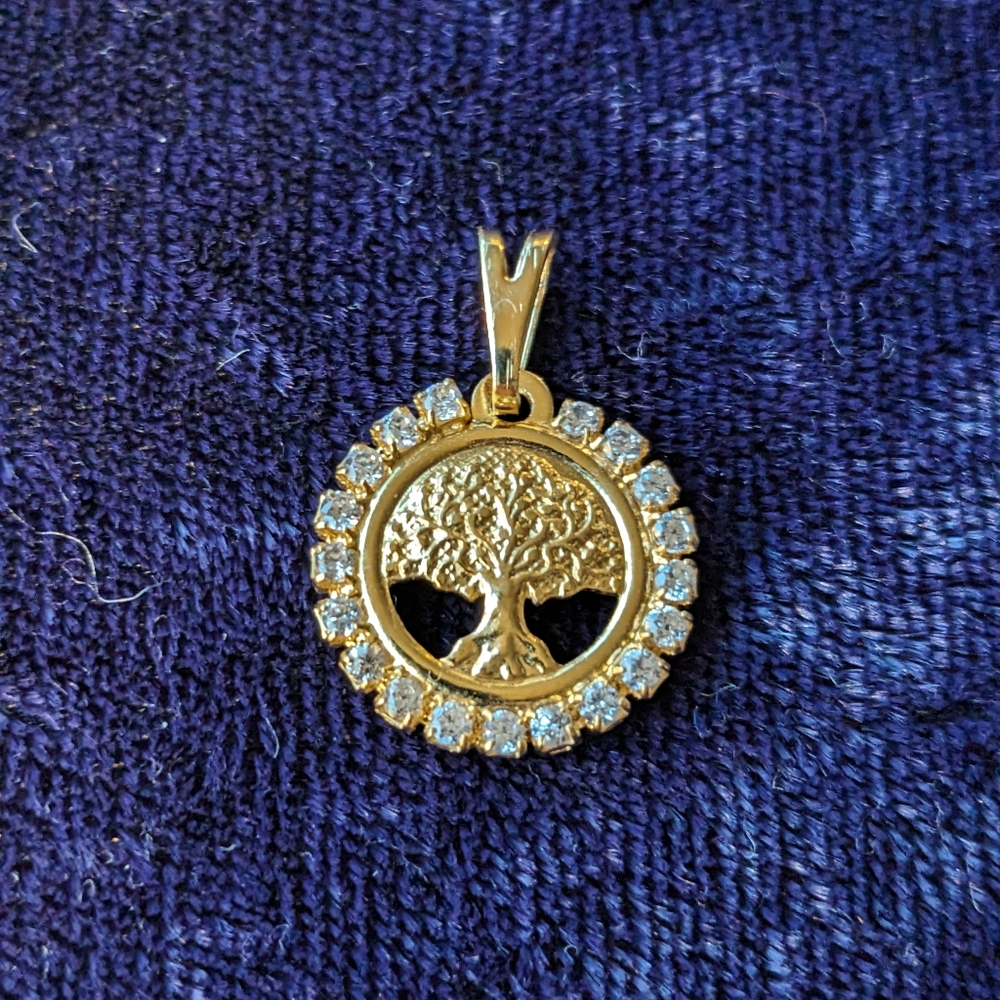 10K Yellow Gold Plated Tree Of Life Pendant